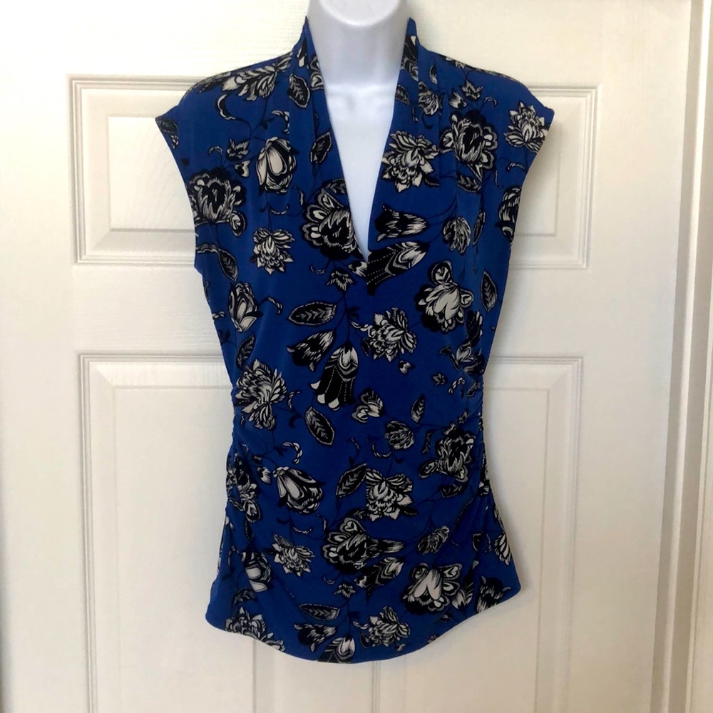 Navy and Black Floral Vince Camuto Top Size M